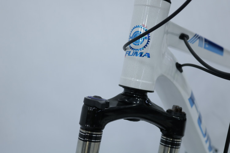 دارای قفل کن و تنظیم کمک