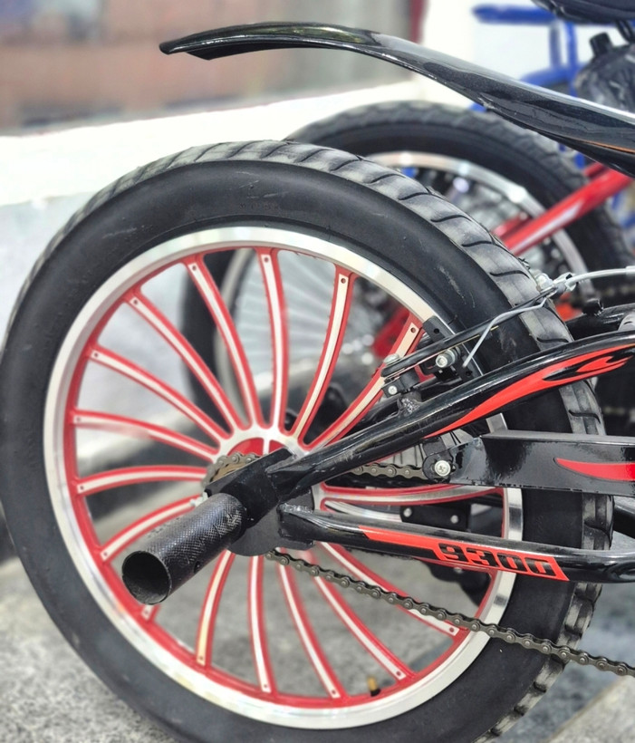 ارسال رایگان+دوچرخه حرفه ای GT Bmx سایز ۲۰